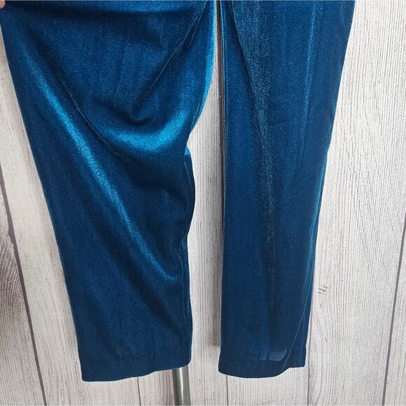 VTG 80s Teal Velvet Peplum Waist Jumpsuit with Open Back, size 5 - Picture 4 of 8